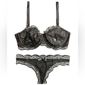 VICTORIA'S SECRET VS Dream Angels Black/Silver Lace Bra/Thong Panty Set 32DD/XS